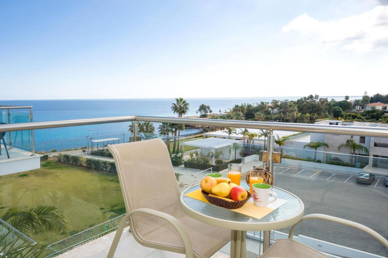 Laila - Coralli Beachfront Apartment Protaras Zewnętrze zdjęcie