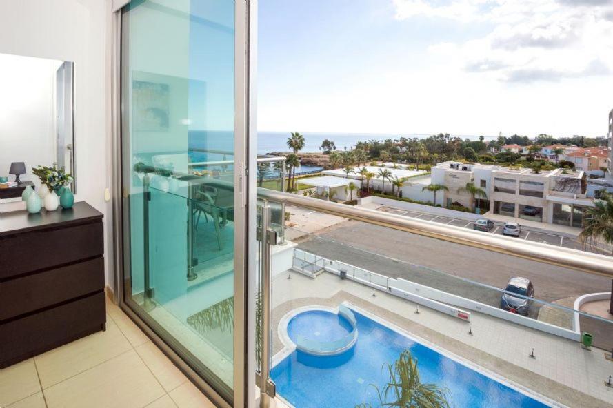 Laila - Coralli Beachfront Apartment Protaras Zewnętrze zdjęcie