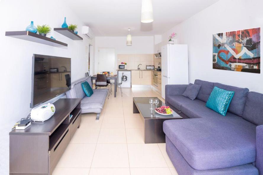 Laila - Coralli Beachfront Apartment Protaras Zewnętrze zdjęcie