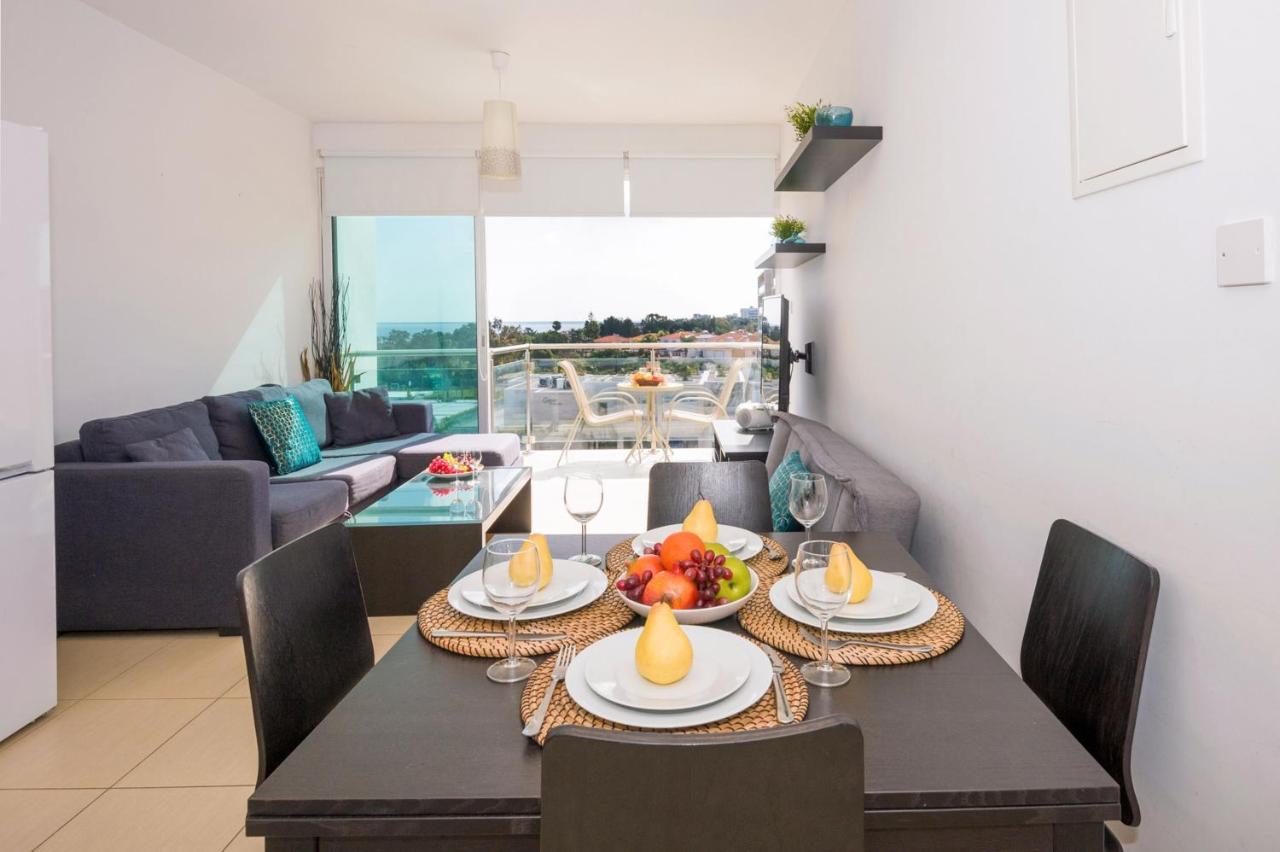 Laila - Coralli Beachfront Apartment Protaras Zewnętrze zdjęcie