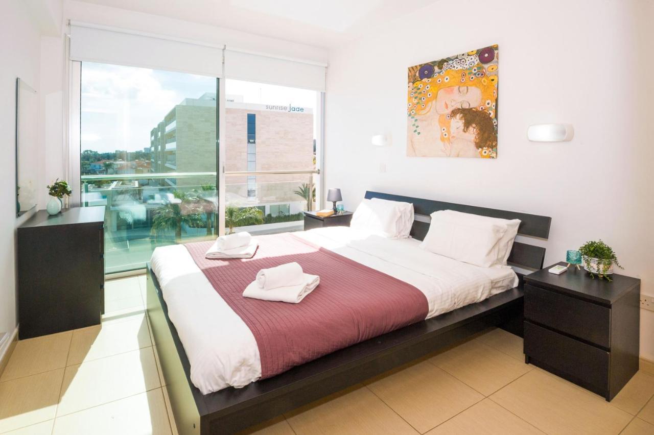 Laila - Coralli Beachfront Apartment Protaras Zewnętrze zdjęcie